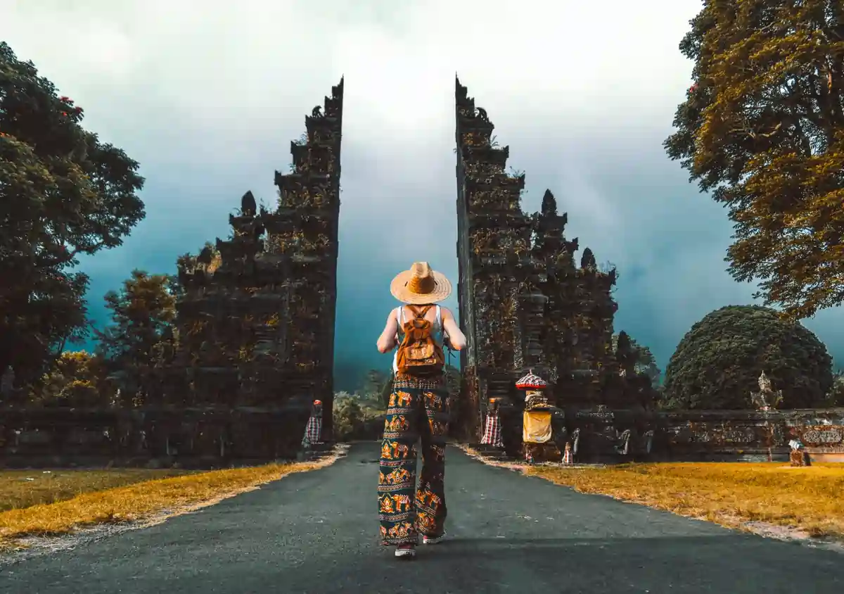 10 Travel Indonesia