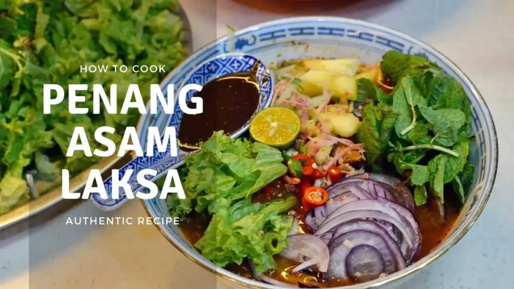 Asam Laksa adalah sup berbasis ikan dengan rasa asam dan pedas, diisi dengan mie beras tebal, mentimun, nanas, dan bawang merah. Hidangan ini merupakan salah satu kuliner kebanggaan Penang yang masuk daftar 50 hidangan terbaik dunia versi CNN.